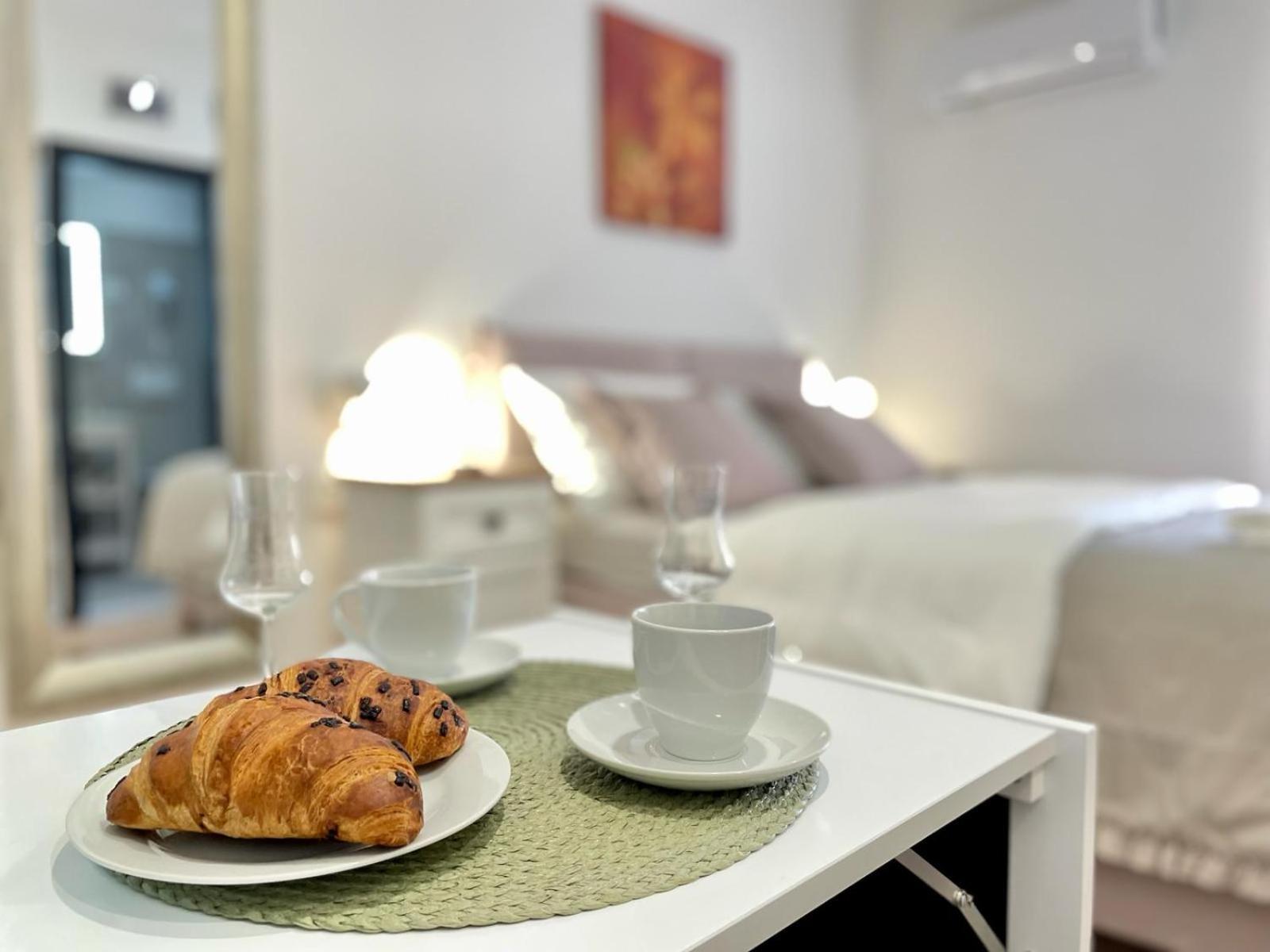 Astraluxe Apartment ฟาชานา ภายนอก รูปภาพ