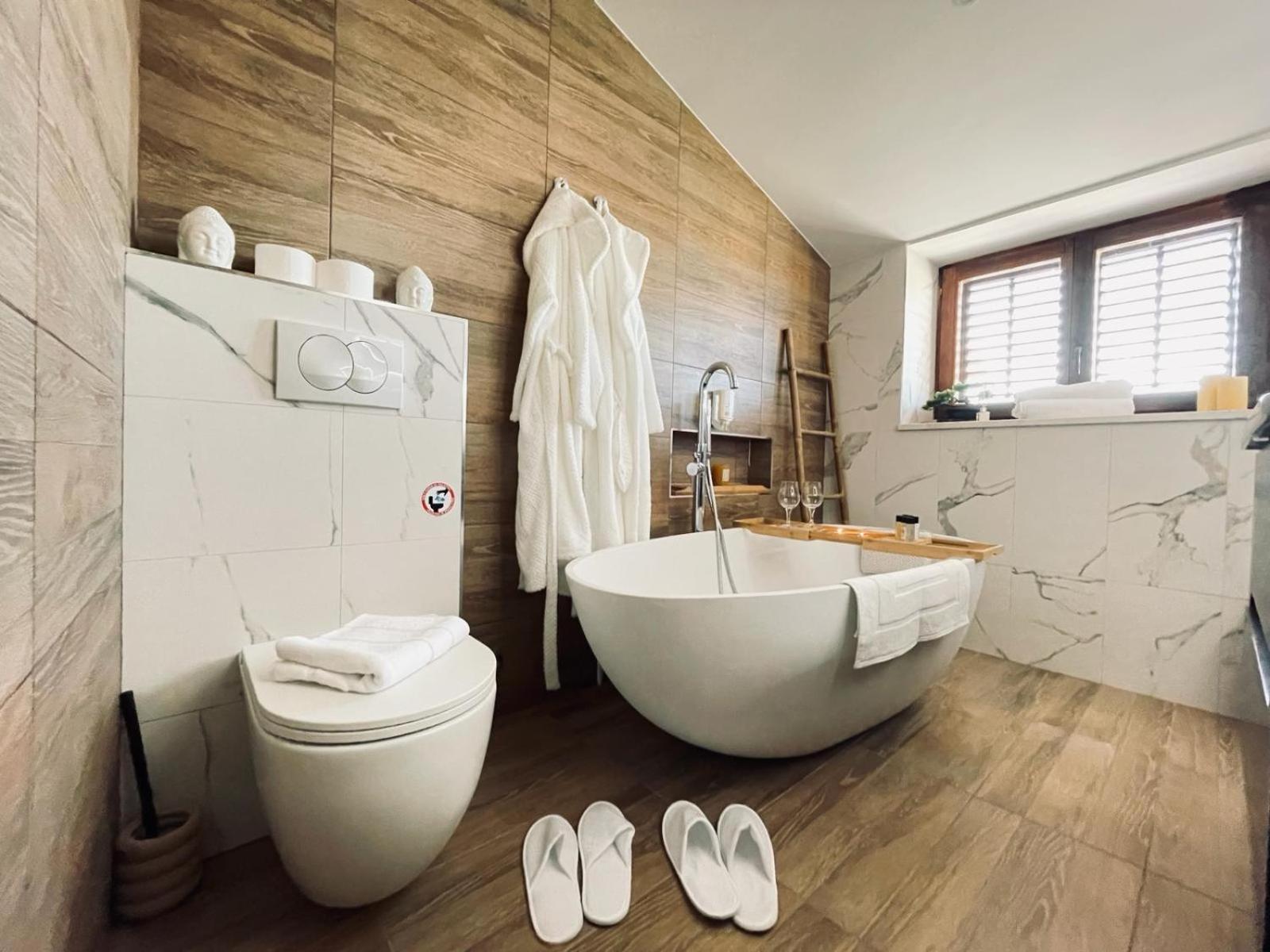Astraluxe Apartment ฟาชานา ภายนอก รูปภาพ